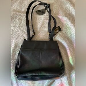 Phillippe genuine leather purse black